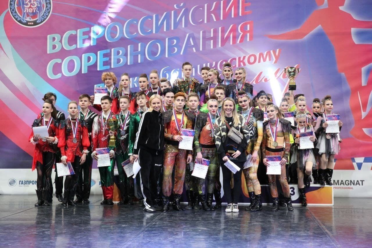 Петербургская юниорская команда по акробатическому рок-н-роллу выиграла Всероссийские соревнования